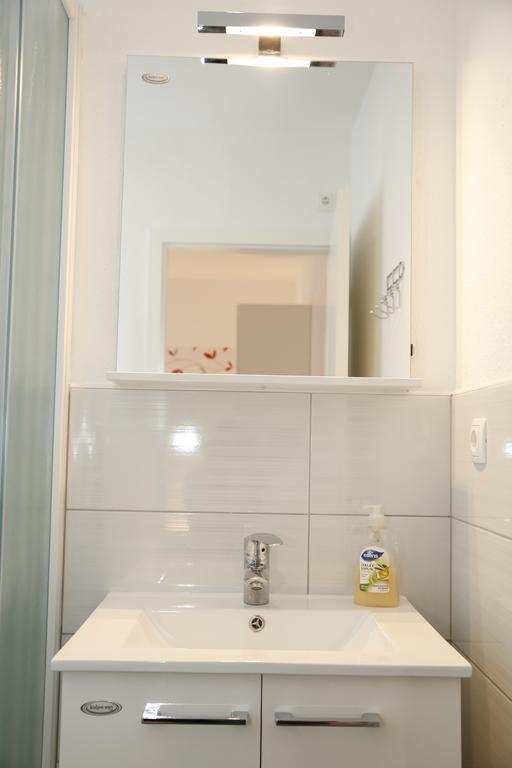 Apartments Gabrijel ヴォディツェ エクステリア 写真