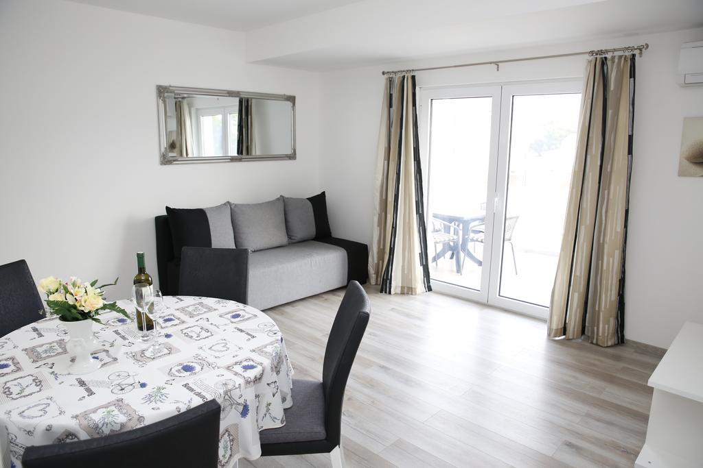 Apartments Gabrijel ヴォディツェ エクステリア 写真