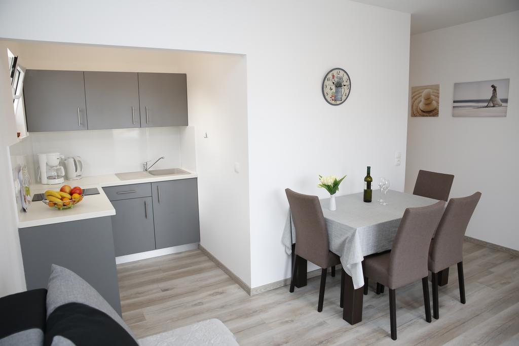 Apartments Gabrijel ヴォディツェ エクステリア 写真